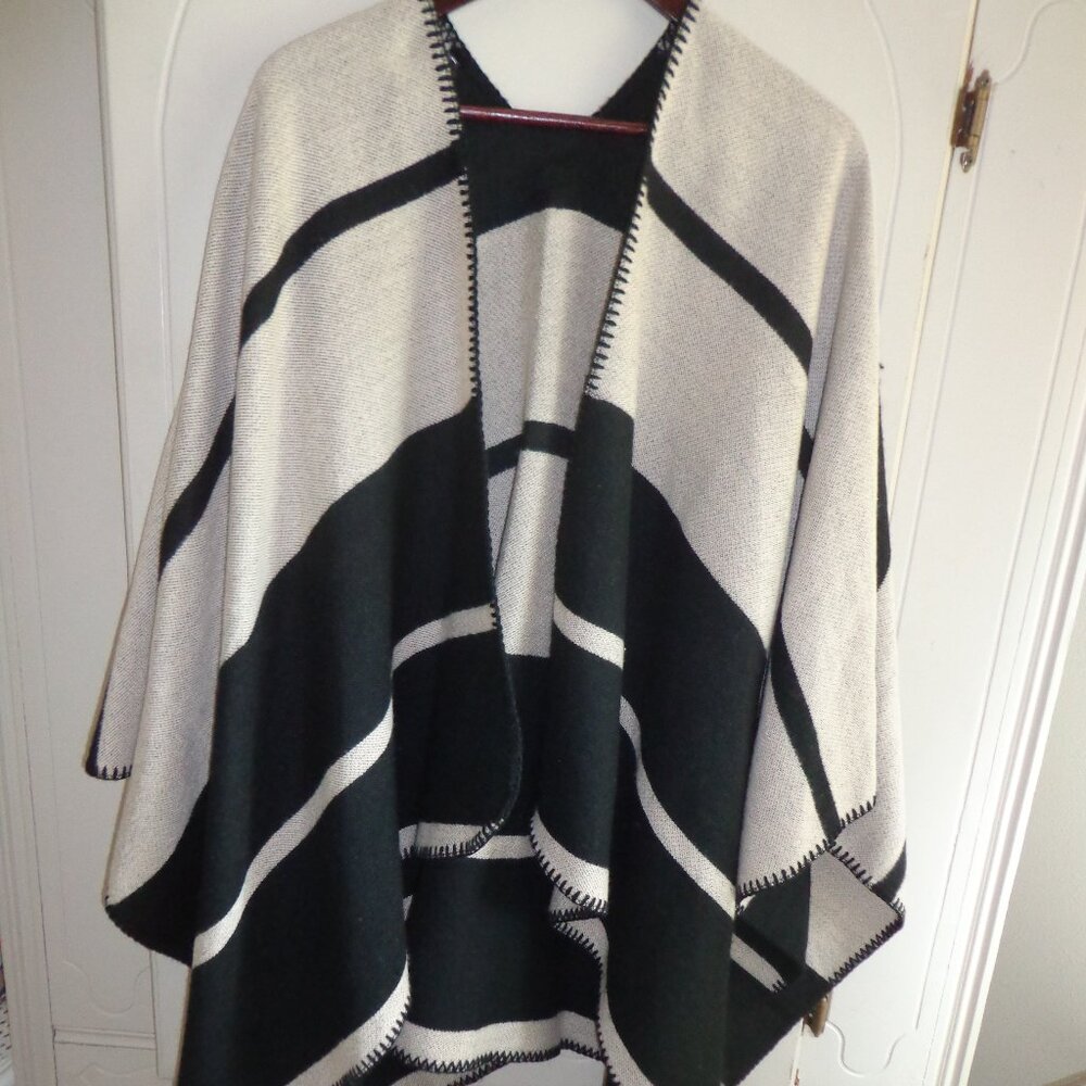 NWOT JACK & MISSY WRAPSODAY WRAP SHRUG O/S BLACK/NATURAL WHIP STITCHING